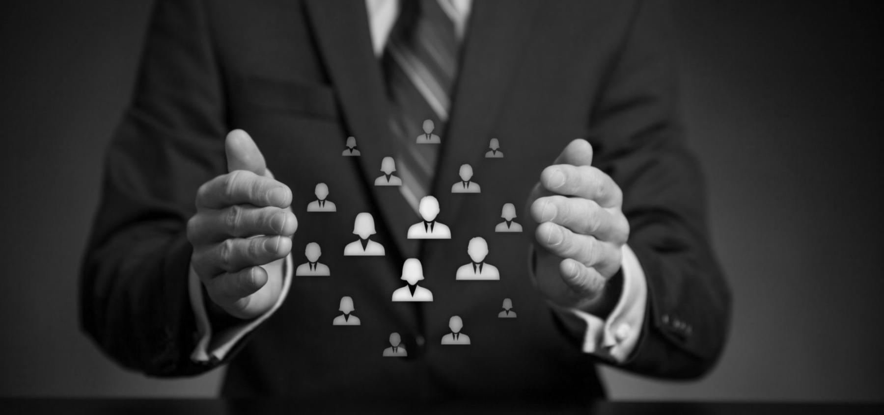Finanzanalyse Arbeitsumgebung mit Diagrammen und Kennzahlen
